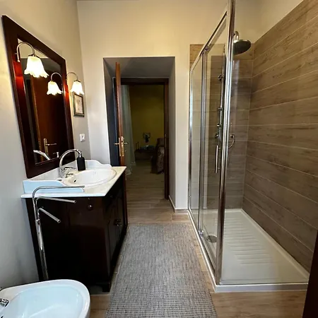 Historic Apartment *