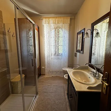Historic Apartment *
