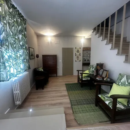Historic Apartment Bucine
